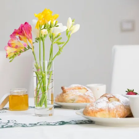 Couette-café Le Maschere 4*